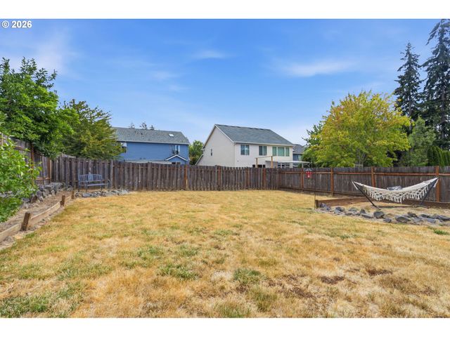 59470 OAK RIDGE St, St Helens, OR 97051