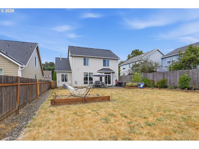59470 OAK RIDGE St, St Helens, OR 97051