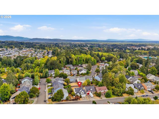 59470 OAK RIDGE St, St Helens, OR 97051