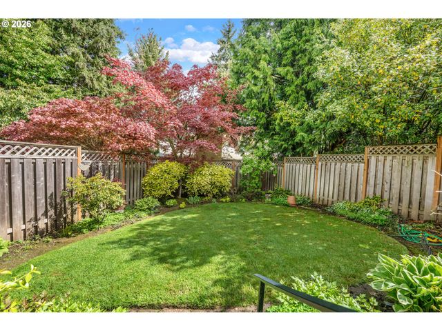 7748 Sw BURLINGAME Ave, Portland, OR 97219