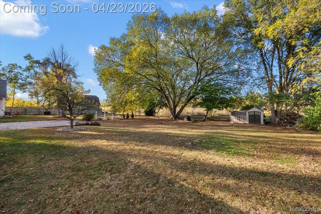 5815 Chicago Road, Warren, MI 48092