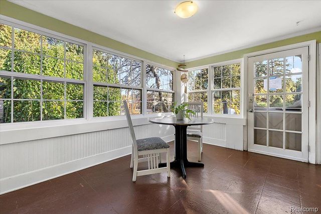 5815 Chicago Road, Warren, MI 48092