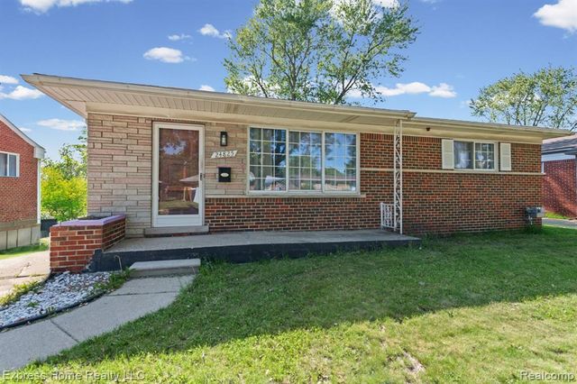 24825 Masch Avenue, Warren, MI 48091