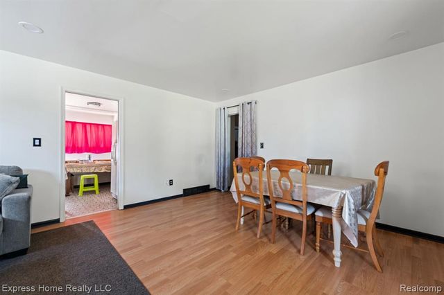 24825 Masch Avenue, Warren, MI 48091
