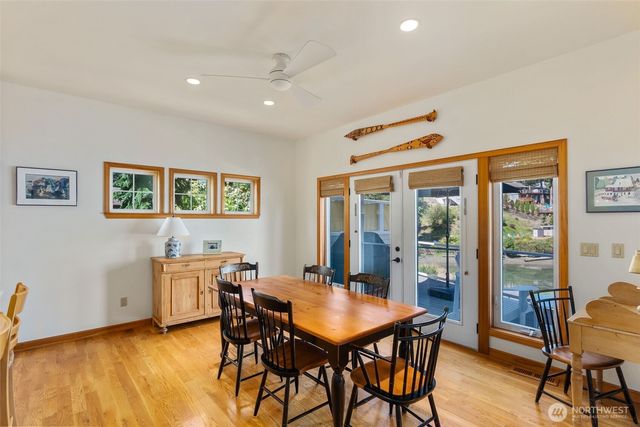 9941 Mariner Drive NW, Olympia, WA 98502