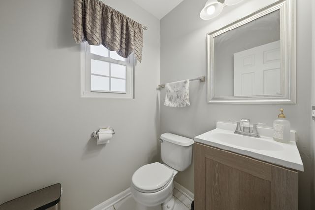 16805 S Morel Street, Lockport, IL 60441