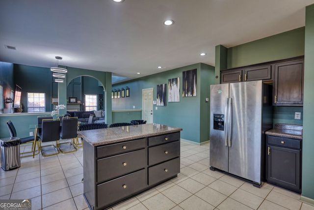 25 Caseys Way, Covington, GA 30014