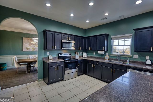 25 Caseys Way, Covington, GA 30014