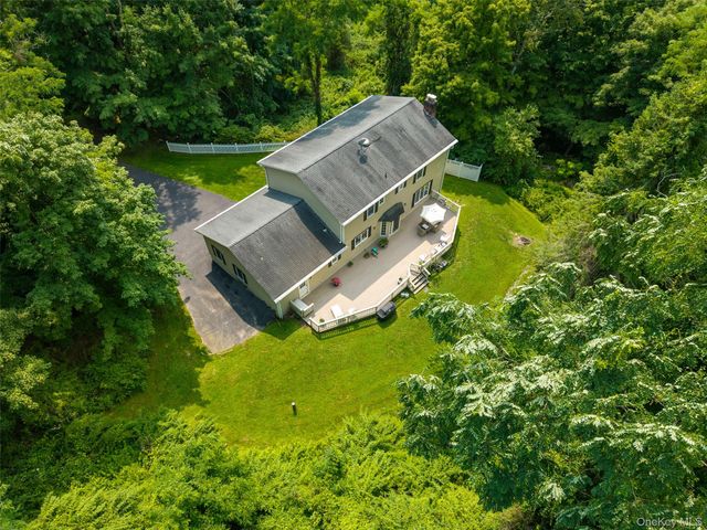 1 Sabbathday Hill Road, South Salem, NY 10590