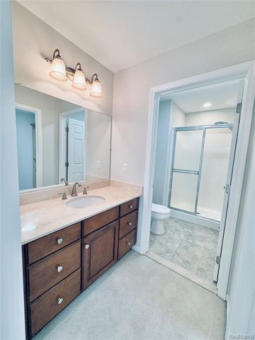 8055 Springdale Drive, White Lake, MI 48386