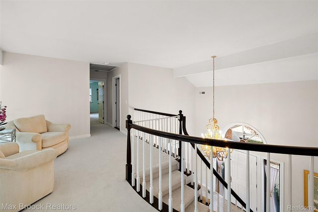 3673 York Court, Bloomfield Charter Township, MI 48301