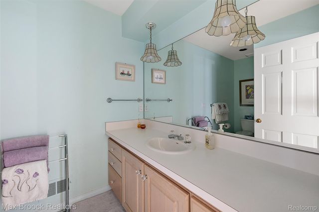 3673 York Court, Bloomfield Charter Township, MI 48301