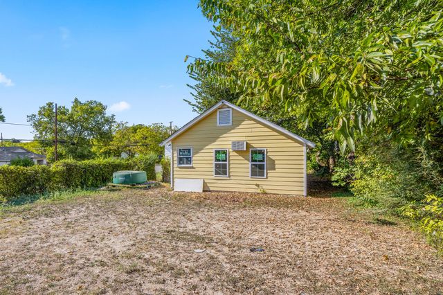 1802 Fordham Road, Dallas, TX 75216