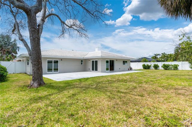 123 8TH STREET, Belleair Beach, FL 33786