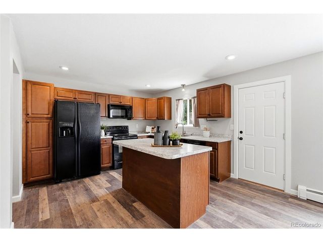 2725 Flintridge Dr, Colorado Springs, CO 80918