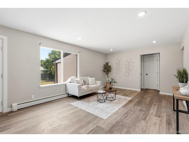 2725 Flintridge Dr, Colorado Springs, CO 80918