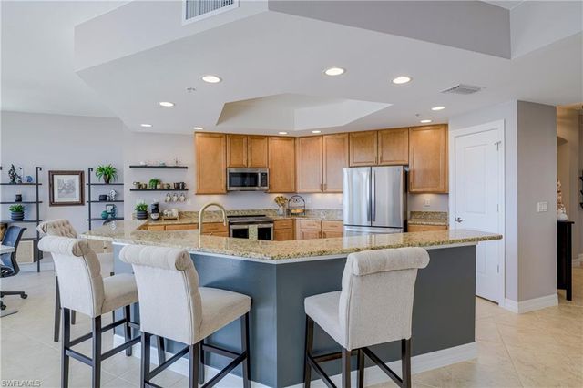 3414 Hancock Bridge PKWY 302, North Fort Myers, FL 33903