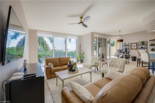 3414 Hancock Bridge PKWY 302, North Fort Myers, FL 33903