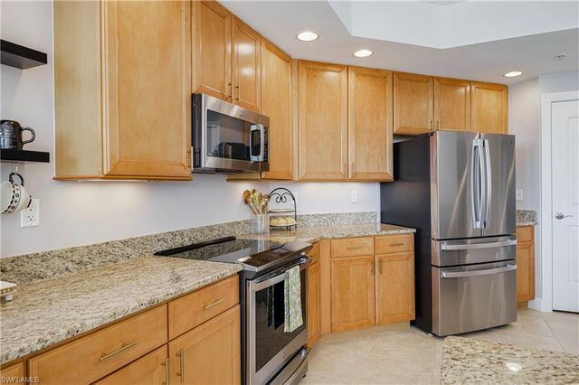 3414 Hancock Bridge PKWY 302, North Fort Myers, FL 33903