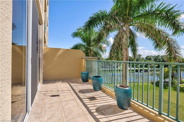 3414 Hancock Bridge PKWY 302, North Fort Myers, FL 33903