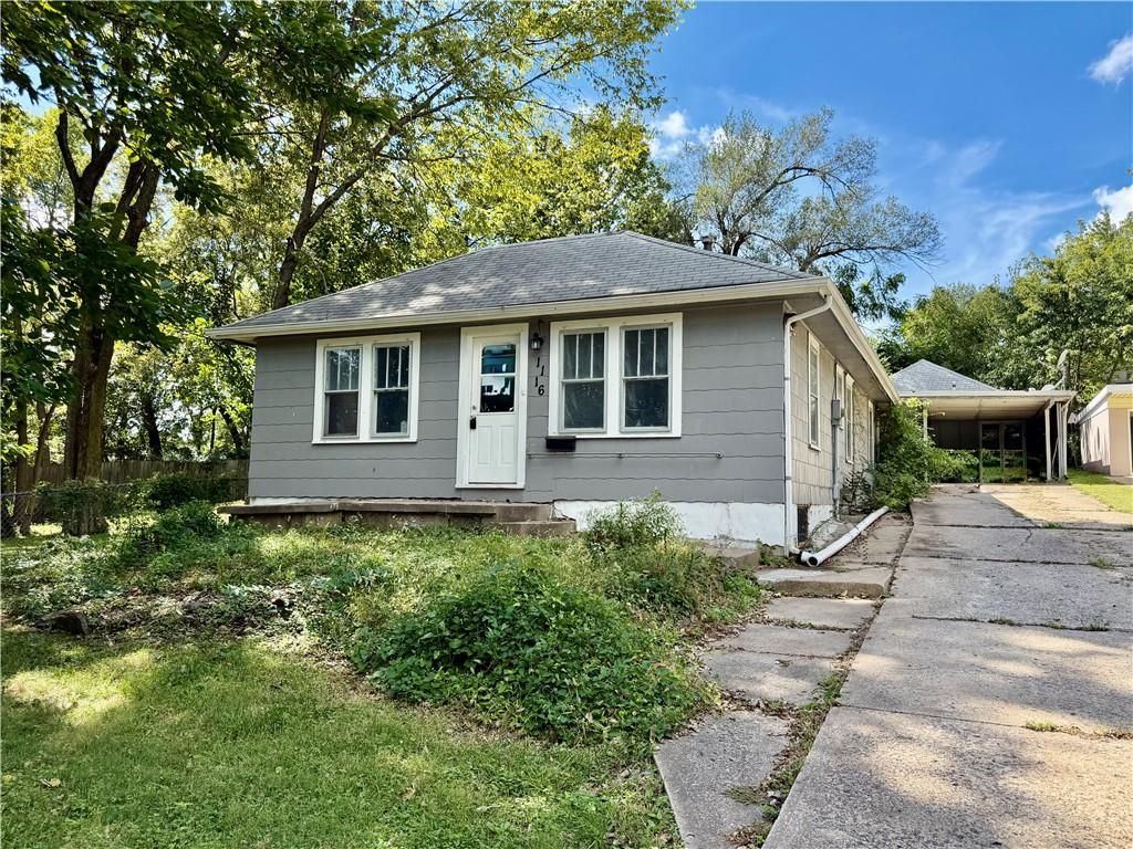 1116 S Leslie Street, Independence, MO 64050