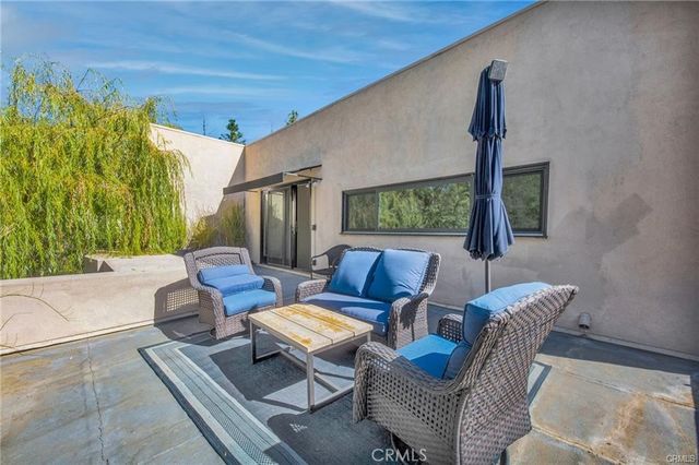 5084 Campo Road, Los Angeles, CA 91364