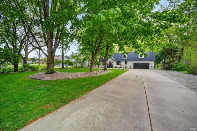 51246 Shady Lane, Elkhart, IN 46514