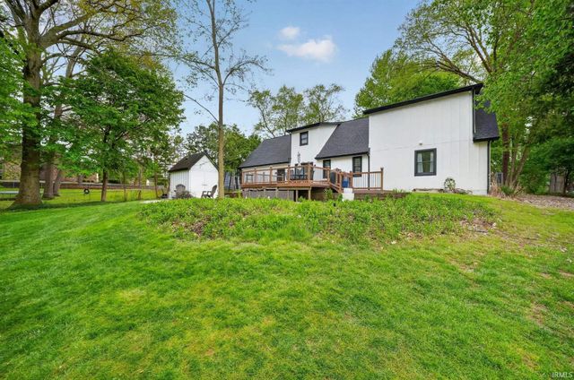 51246 Shady Lane, Elkhart, IN 46514