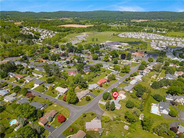 4835 Aberdene Street, Upper Saucon Twp, PA 18034