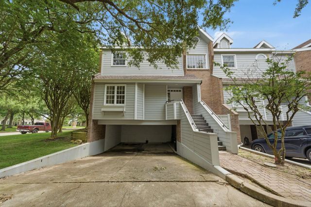 1723 Enterprise Avenue, League City, TX 77573
