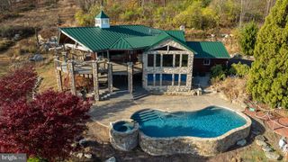 66 PRESTON RD, Wernersville, PA 19565