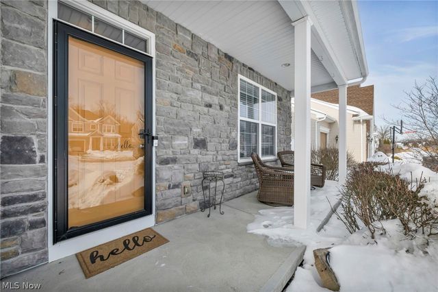 9048 Shady Elm Lane, Olmsted Twp, OH 44138