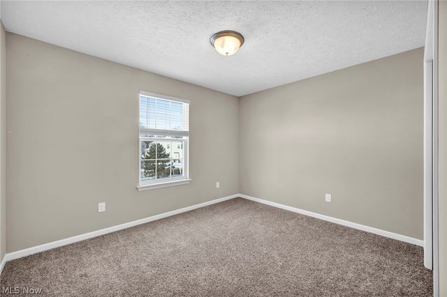 9048 Shady Elm Lane, Olmsted Twp, OH 44138