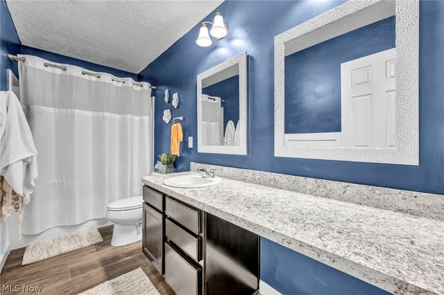 9048 Shady Elm Lane, Olmsted Twp, OH 44138