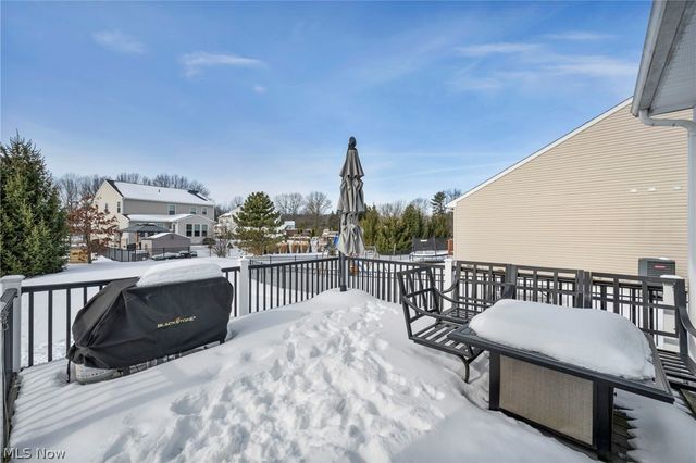 9048 Shady Elm Lane, Olmsted Twp, OH 44138