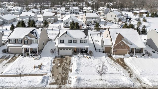 9048 Shady Elm Lane, Olmsted Twp, OH 44138