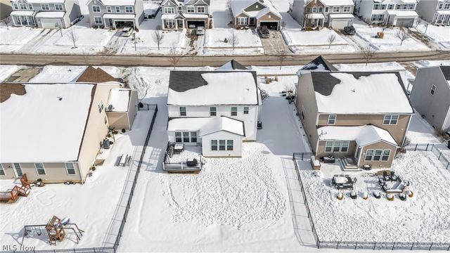 9048 Shady Elm Lane, Olmsted Twp, OH 44138