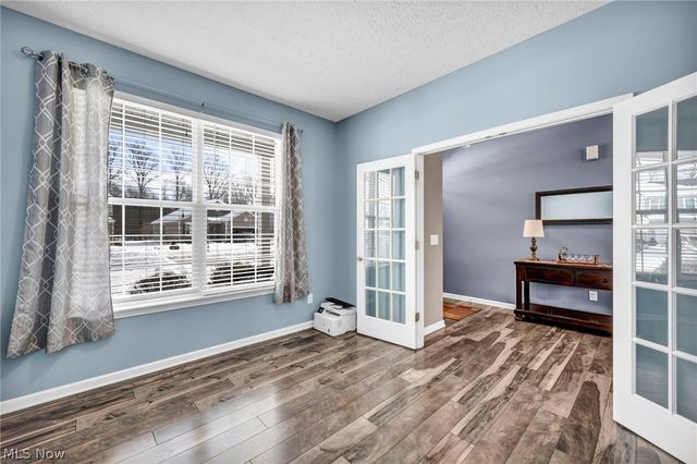 9048 Shady Elm Lane, Olmsted Twp, OH 44138