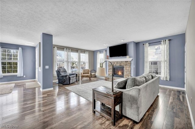 9048 Shady Elm Lane, Olmsted Twp, OH 44138