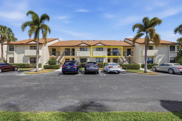 3260 Perimeter Drive, Greenacres, FL 33467