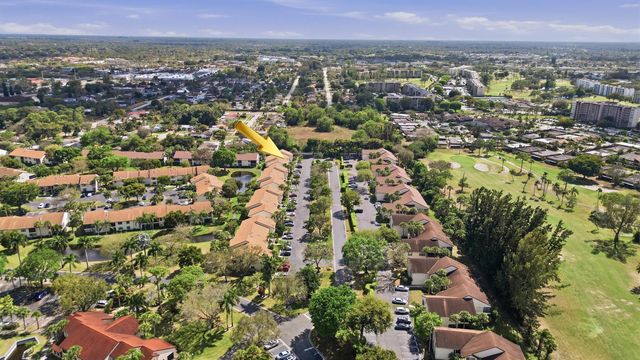 3260 Perimeter Drive, Greenacres, FL 33467
