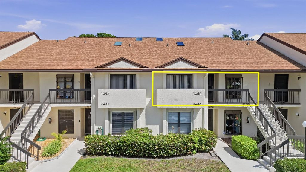 3260 Perimeter Drive, Greenacres, FL 33467