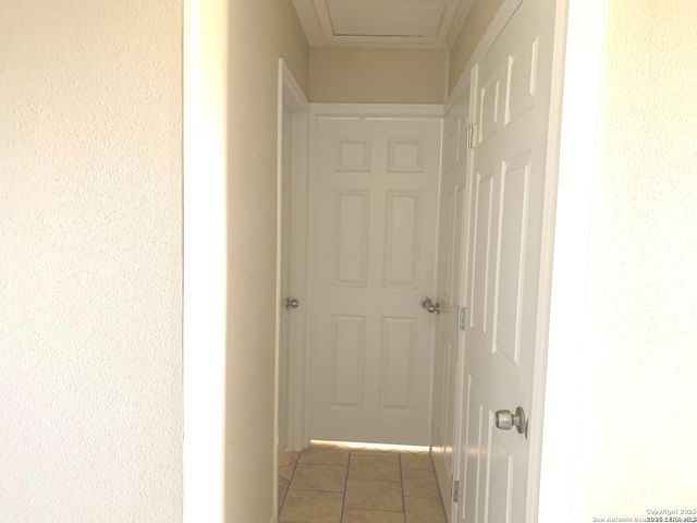 8202 QUIET CREEK ST, San Antonio, TX 78242