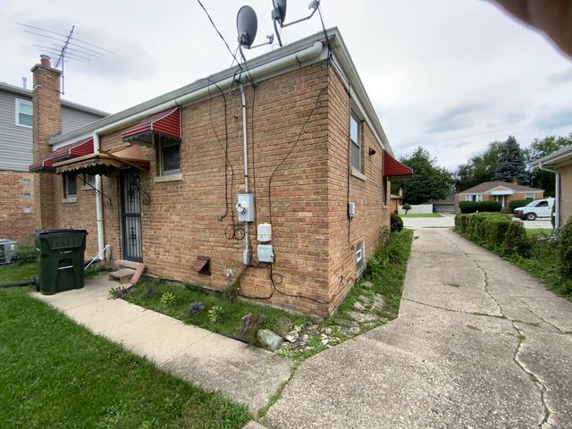 4638 Butterfield Road, Hillside, IL 60162