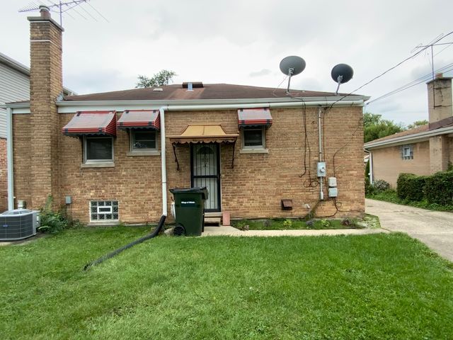 4638 Butterfield Road, Hillside, IL 60162