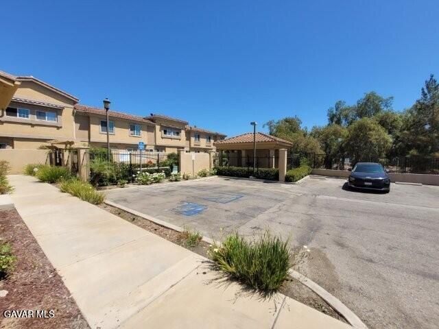 1448 Patricia Avenue Unit 204, Simi Valley, CA 93065
