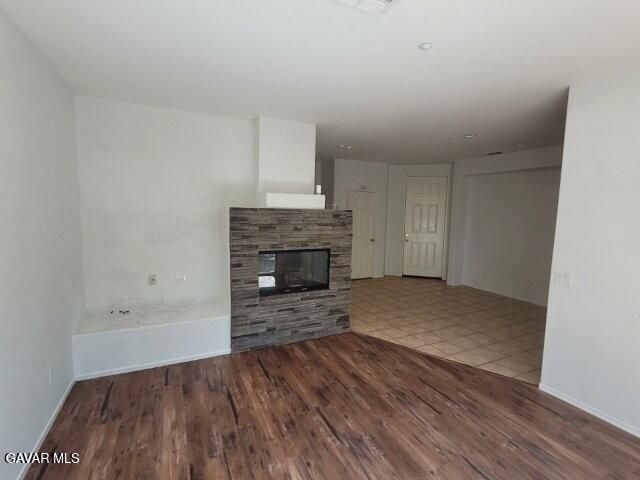 1448 Patricia Avenue Unit 204, Simi Valley, CA 93065