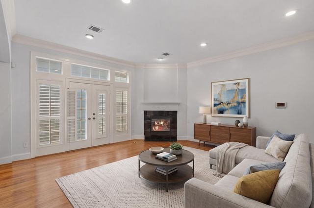 1007 Crocker Street, Houston, TX 77019