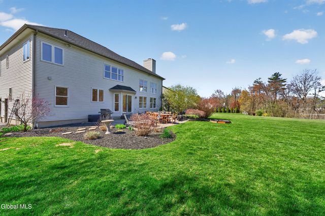 43 Spice Mill Boulevard, Halfmoon, NY 12065