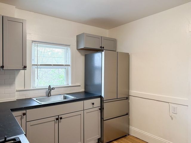 48 Chubbuck Street 2L, Quincy, MA 02169